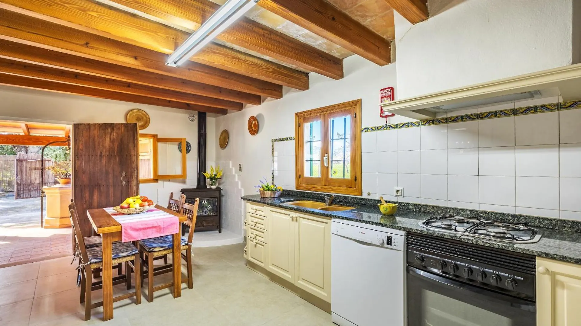 Can Pou Petit Pollença Villa